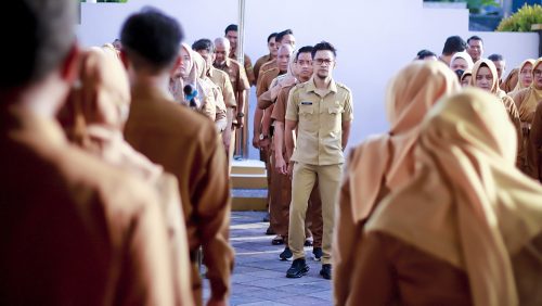 Apel Pagi  – Arahan Adaptasi Pegawai dan Penataan Administrasi SPJ