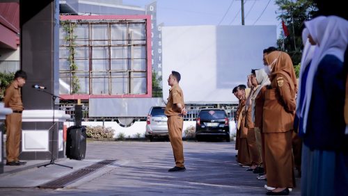 Apel Pagi  – Arahan Adaptasi Pegawai dan Penataan Administrasi SPJ
