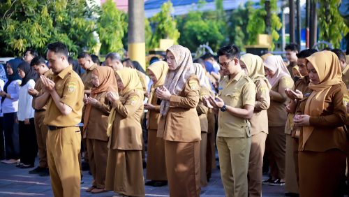 Apel Pagi  – Arahan Adaptasi Pegawai dan Penataan Administrasi SPJ
