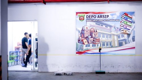 Gotong Royong Pemindahan Arsip