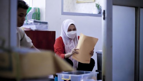 Gotong Royong Pemindahan Arsip