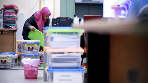Gotong Royong Pemindahan Arsip