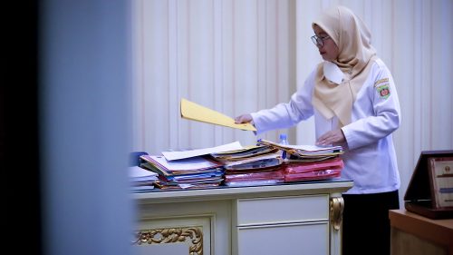 Gotong Royong Pemindahan Arsip