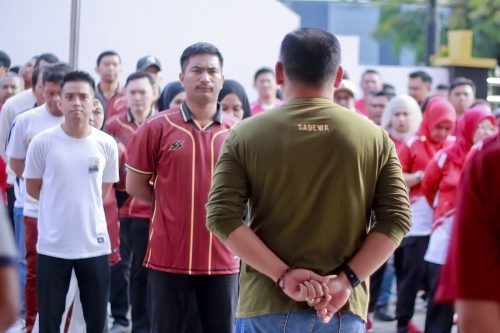 Apel senin pagi sekaligus lomba HUT RI 81
