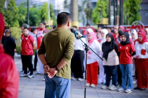 Apel senin pagi sekaligus lomba HUT RI 81