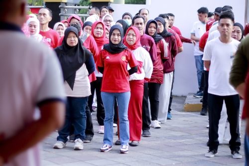 Apel senin pagi sekaligus lomba HUT RI 81