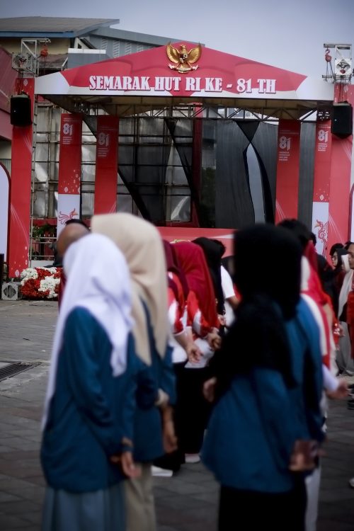 Apel senin pagi sekaligus lomba HUT RI 81