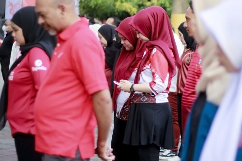 Apel senin pagi sekaligus lomba HUT RI 81