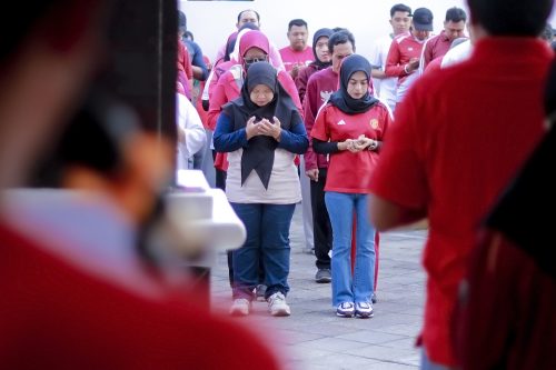 Apel senin pagi sekaligus lomba HUT RI 81