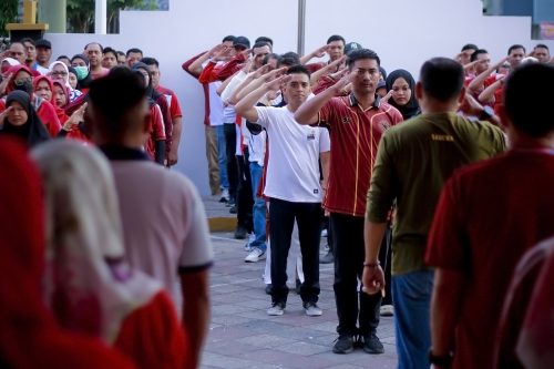 Apel senin pagi sekaligus lomba HUT RI 81