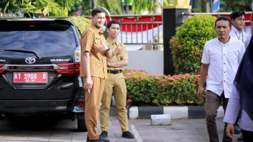 Apel Senin