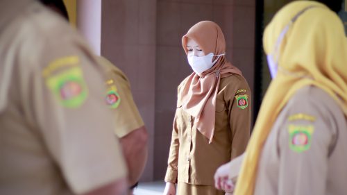 Apel Senin