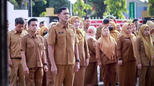 Apel Senin