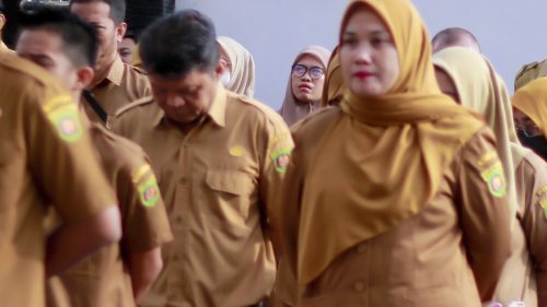 Apel Senin