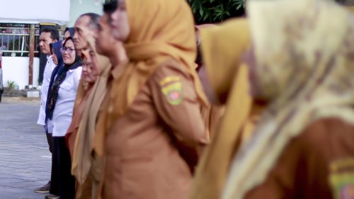 Apel Senin