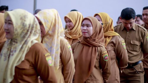 Apel Senin
