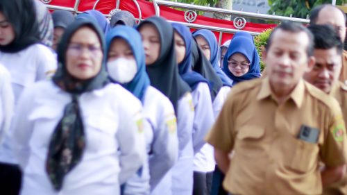 Apel Senin