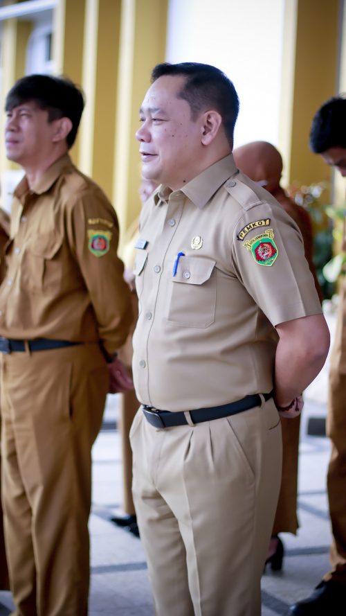 Apel Senin