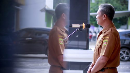 Apel Senin