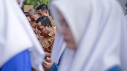 Apel Senin