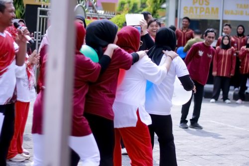Lomba Tradisional ala Sekretariat DPRD Kota Samarinda