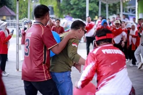 Lomba Tradisional ala Sekretariat DPRD Kota Samarinda