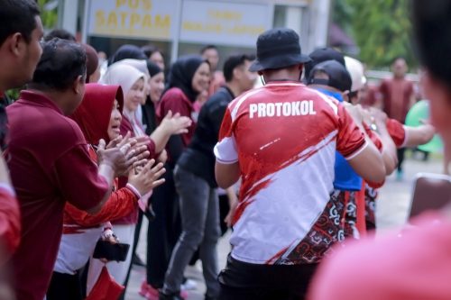 Lomba Tradisional ala Sekretariat DPRD Kota Samarinda