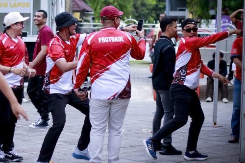 Lomba Tradisional ala Sekretariat DPRD Kota Samarinda