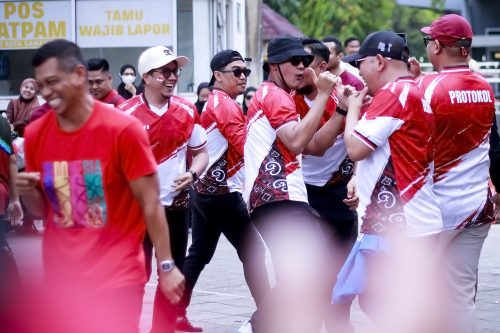 Lomba Tradisional ala Sekretariat DPRD Kota Samarinda