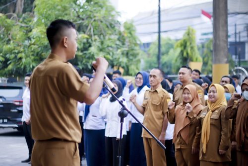 Apel pagi oleh Bagian Program & Keuangan