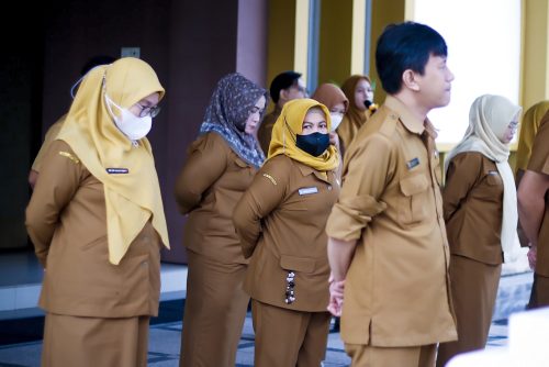Apel pagi oleh Bagian Program & Keuangan