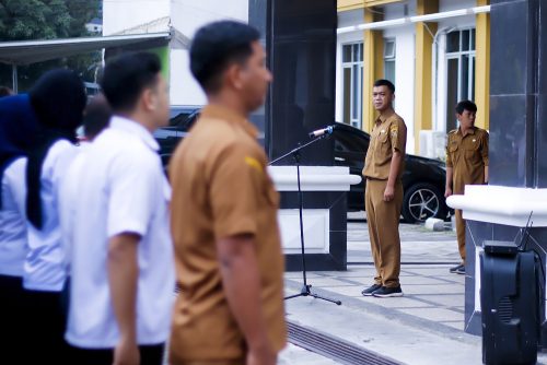 Apel pagi oleh Bagian Program & Keuangan