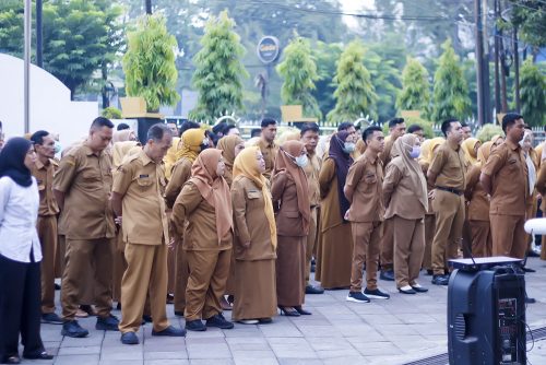 Apel pagi oleh Bagian Program & Keuangan