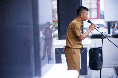 Apel pagi oleh Bagian Program & Keuangan