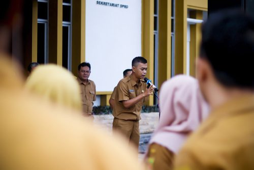 Apel pagi oleh Bagian Program & Keuangan