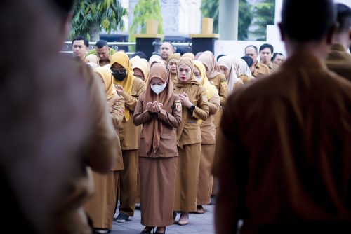 Apel pagi oleh Bagian Program & Keuangan