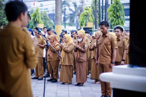 Apel pagi oleh Bagian Program & Keuangan