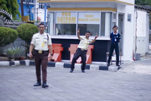 Apel pagi oleh Bagian Program & Keuangan